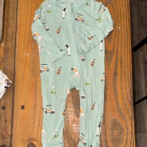 Kyte BABY Green Golf Print Footie size 12-18 months NWOT ADORABLE